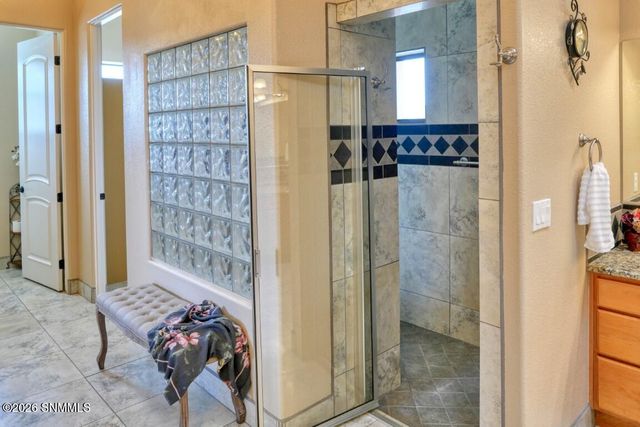 810 Roadrunner Circle, Las Cruces, NM 88011