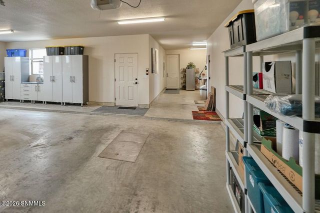 810 Roadrunner Circle, Las Cruces, NM 88011