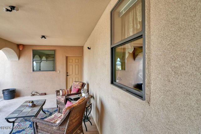 810 Roadrunner Circle, Las Cruces, NM 88011