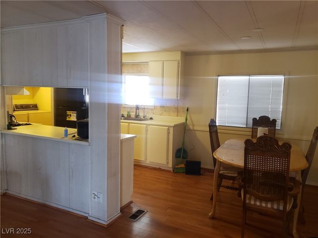 3326 Isle Royale Drive, Las Vegas, NV 89122