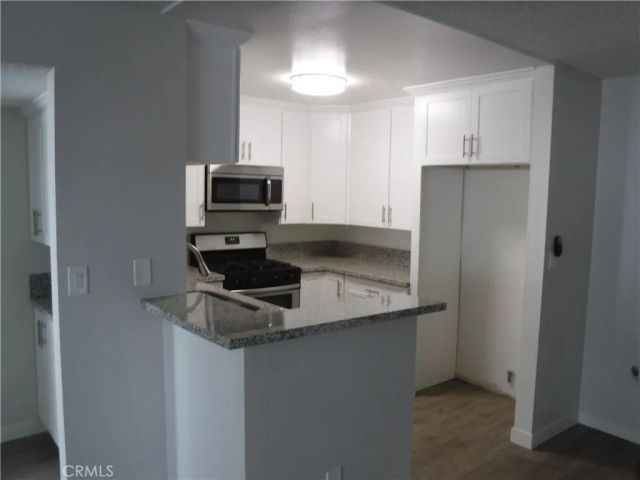 1616 S Barrington 105, Los Angeles, CA 90025