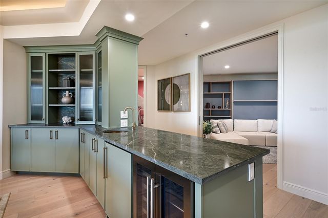 1300 BENJAMIN FRANKLIN DRIVE 809, Sarasota, FL 34236