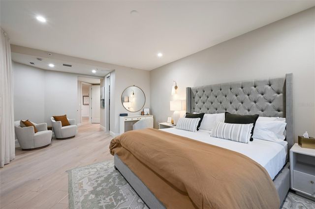 1300 BENJAMIN FRANKLIN DRIVE 809, Sarasota, FL 34236