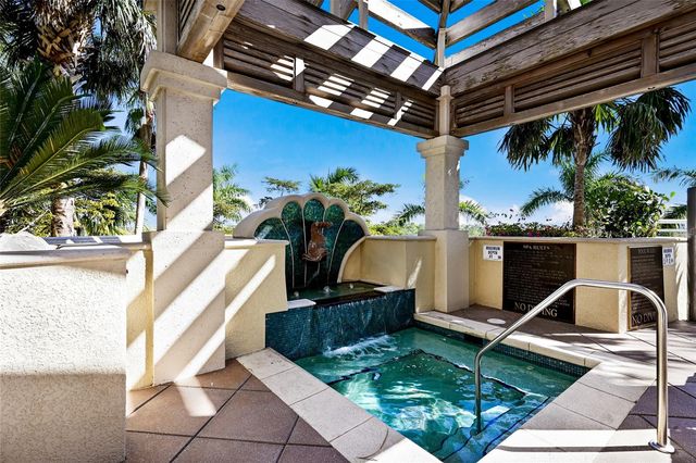 1300 BENJAMIN FRANKLIN DRIVE 809, Sarasota, FL 34236