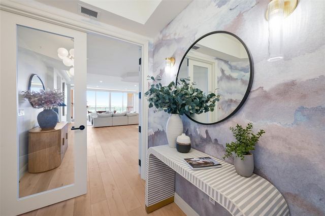 1300 BENJAMIN FRANKLIN DRIVE 809, Sarasota, FL 34236