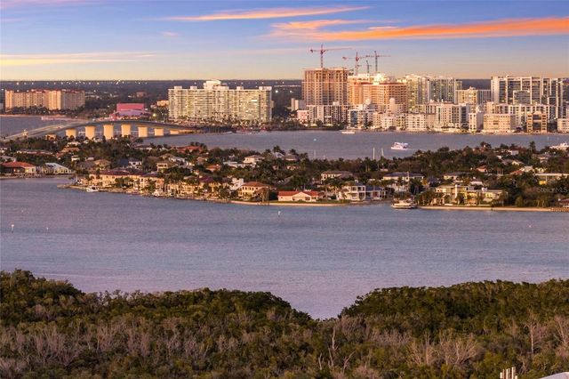 1300 BENJAMIN FRANKLIN DRIVE 809, Sarasota, FL 34236