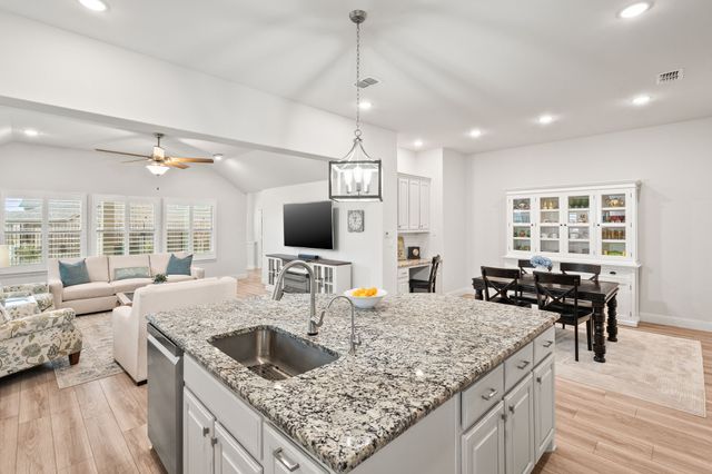 809 Mathew Drive, Anna, TX 75409