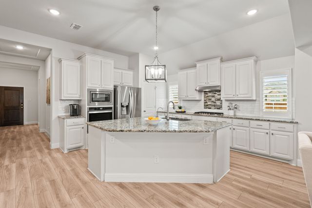 809 Mathew Drive, Anna, TX 75409