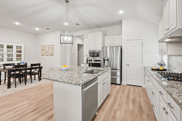 809 Mathew Drive, Anna, TX 75409