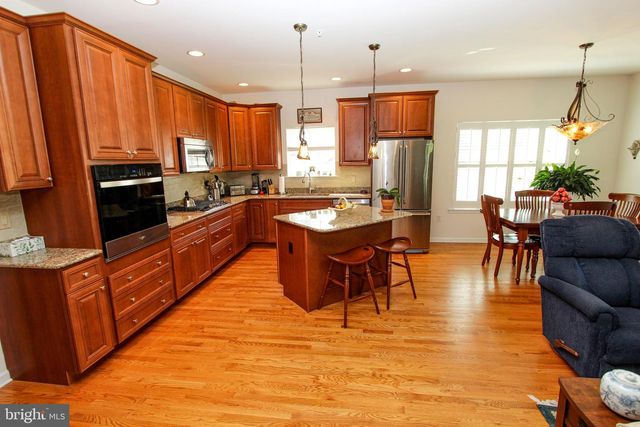 10 ELM AVE, Newark, DE 19711