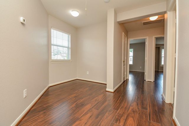 16021 Summerville Lake Drive, Tomball, TX 77377