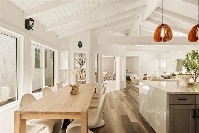 702 Acacia Avenue, Corona Del Mar, CA 92625
