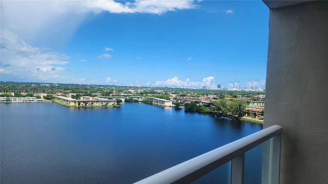 1301 NE Miami Gardens Dr 1412W, Miami, FL 33179