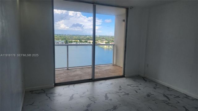 1301 NE Miami Gardens Dr 1412W, Miami, FL 33179