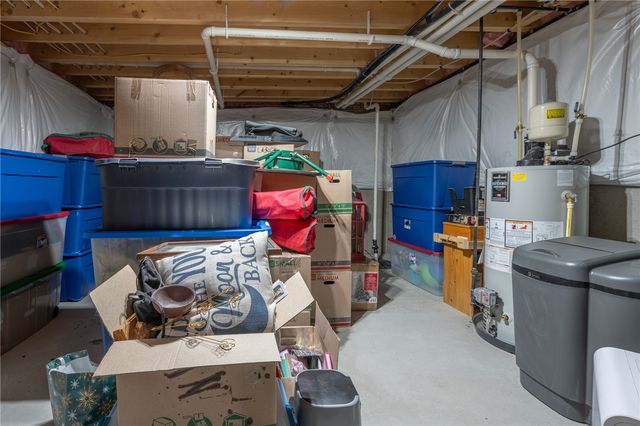 32 Waterford Boulevard, Fairborn, OH 45324