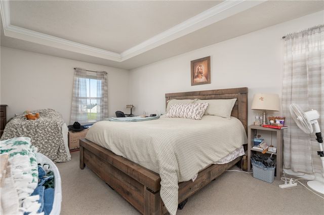 32 Waterford Boulevard, Fairborn, OH 45324