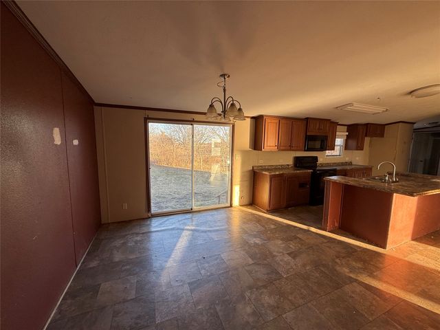 1427 Private Road 4219, Decatur, TX 76234