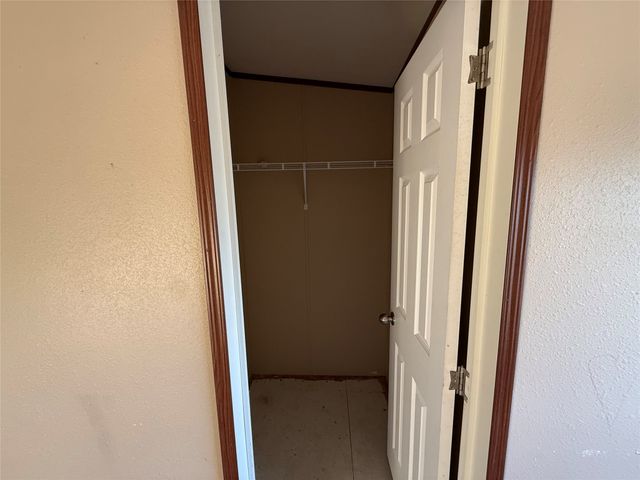 1427 Private Road 4219, Decatur, TX 76234