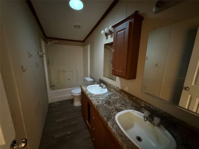 1427 Private Road 4219, Decatur, TX 76234