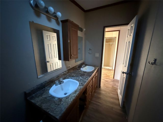 1427 Private Road 4219, Decatur, TX 76234