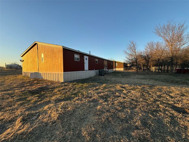 1427 Private Road 4219, Decatur, TX 76234
