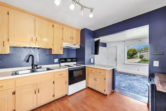 1356 DOBLON STREET, Green Bay, WI 54302