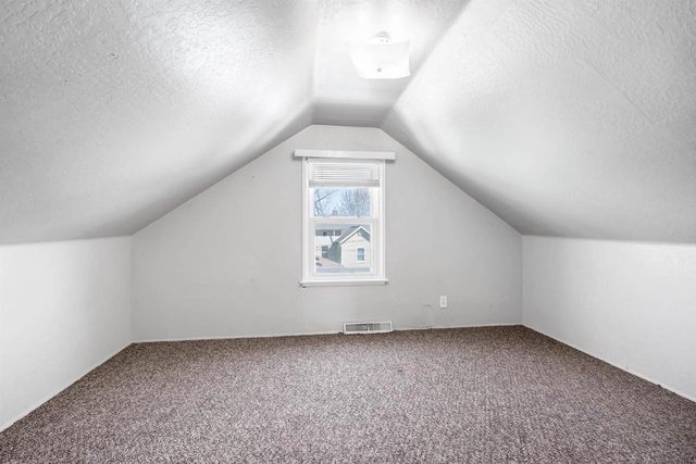 1356 DOBLON STREET, Green Bay, WI 54302