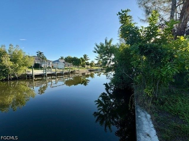 315 SE 29th TER, Cape Coral, FL 33904