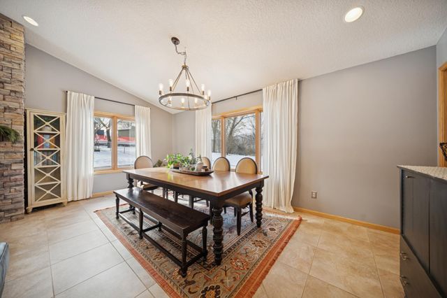 10220 Upper 178th Street W, Lakeville, MN 55044