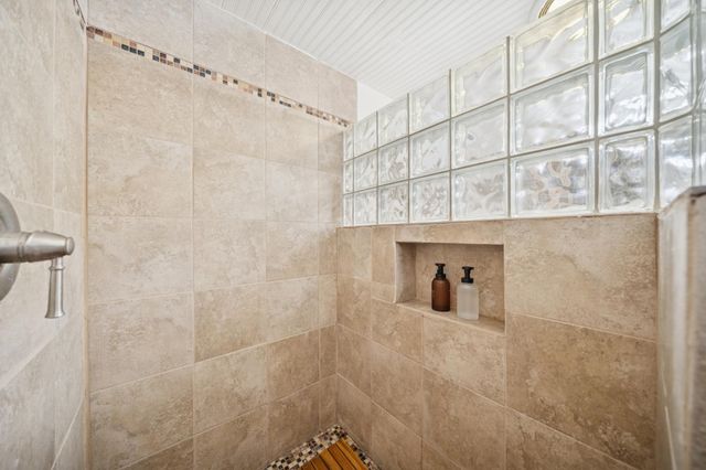 10220 Upper 178th Street W, Lakeville, MN 55044