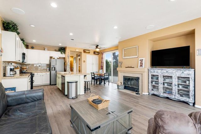 75 Paseo Drive, Watsonville, CA 95076