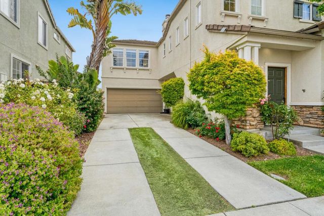 75 Paseo Drive, Watsonville, CA 95076