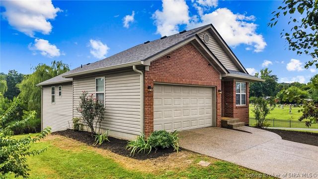 2003 Cedar Ridge Drive, New Albany, IN 47150