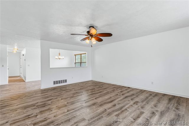 2003 Cedar Ridge Drive, New Albany, IN 47150