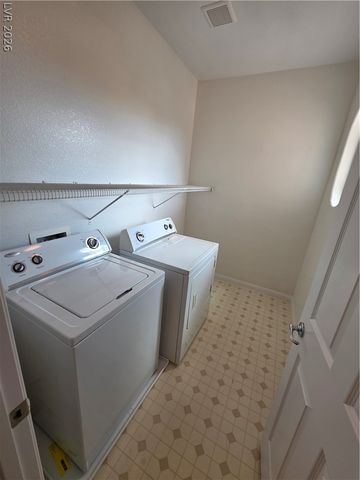 80 ISLAND COURSE Avenue, Las Vegas, NV 89148