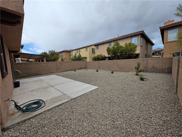 80 ISLAND COURSE Avenue, Las Vegas, NV 89148