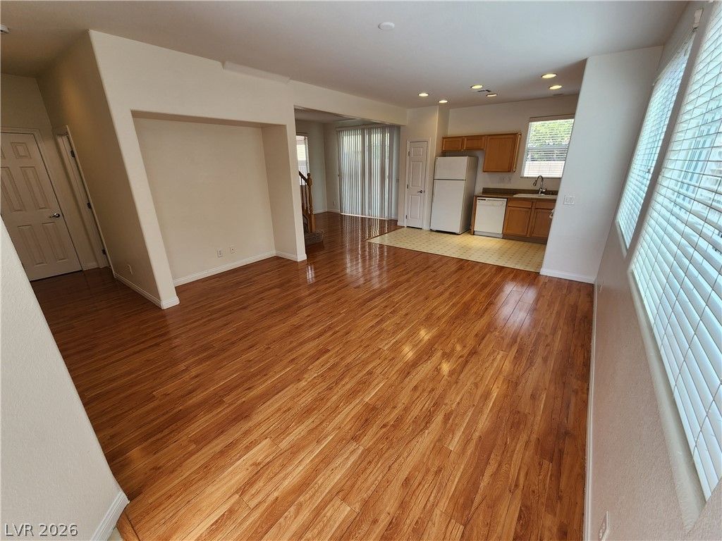 80 ISLAND COURSE Avenue, Las Vegas, NV 89148