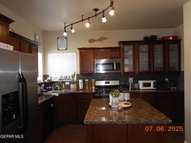 14260 CRAGGY ROCK Avenue, El Paso, TX 79938