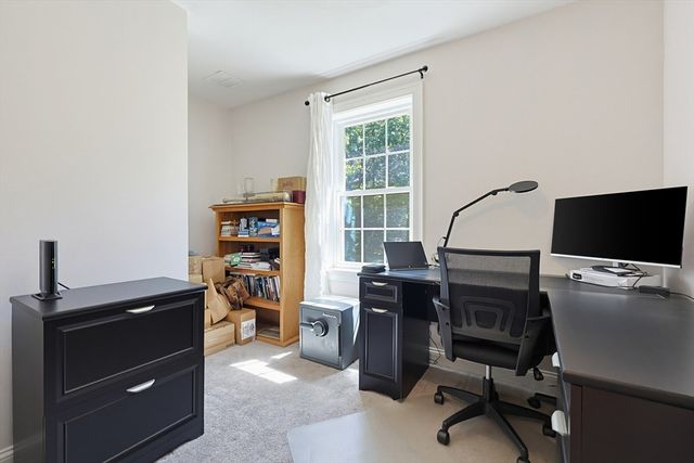 15 Oakhill Ave., Wrentham, MA 02093