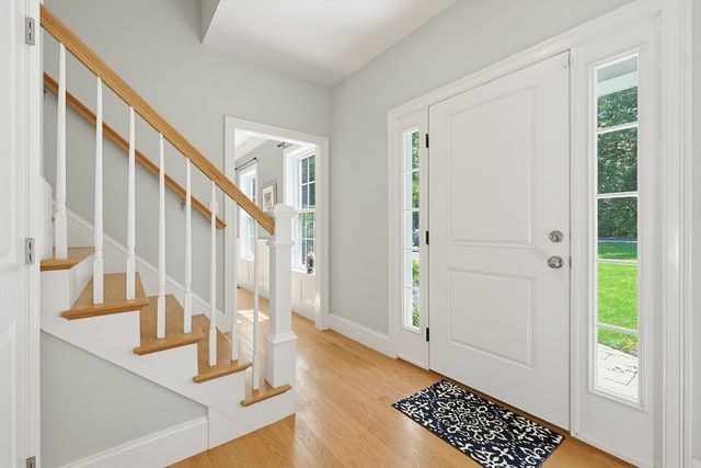 15 Oakhill Ave., Wrentham, MA 02093