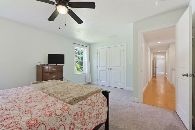 15 Oakhill Ave., Wrentham, MA 02093