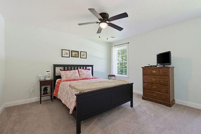 15 Oakhill Ave., Wrentham, MA 02093