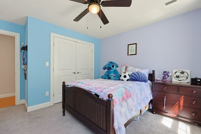 15 Oakhill Ave., Wrentham, MA 02093