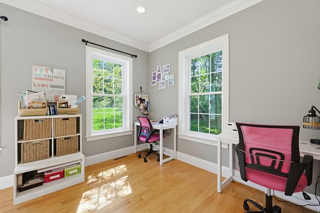 15 Oakhill Ave., Wrentham, MA 02093
