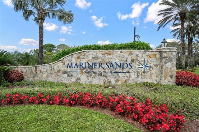 5610 SE Foxcross Place, Stuart, FL 34997