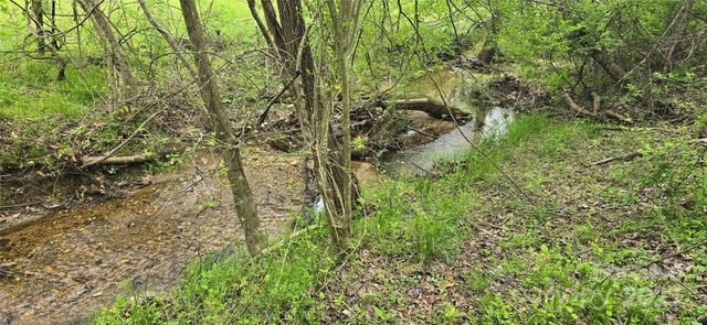 000 Indian Trail, Lenoir, NC 28645