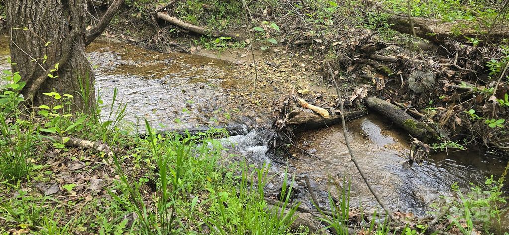 000 Indian Trail, Lenoir, NC 28645