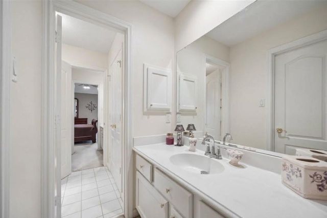1686 Kelliwood Oaks Drive, Katy, TX 77450
