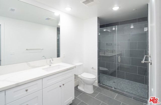 3672 Jasmine Avenue 102, Los Angeles, CA 90034