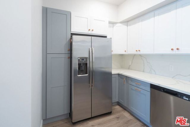 3672 Jasmine Avenue 102, Los Angeles, CA 90034